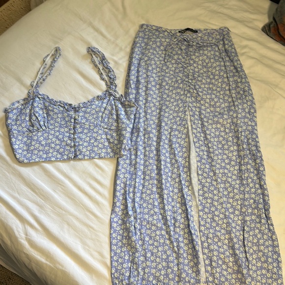Floral Two-Piece Set in Blue and White - Picture 1 of 7